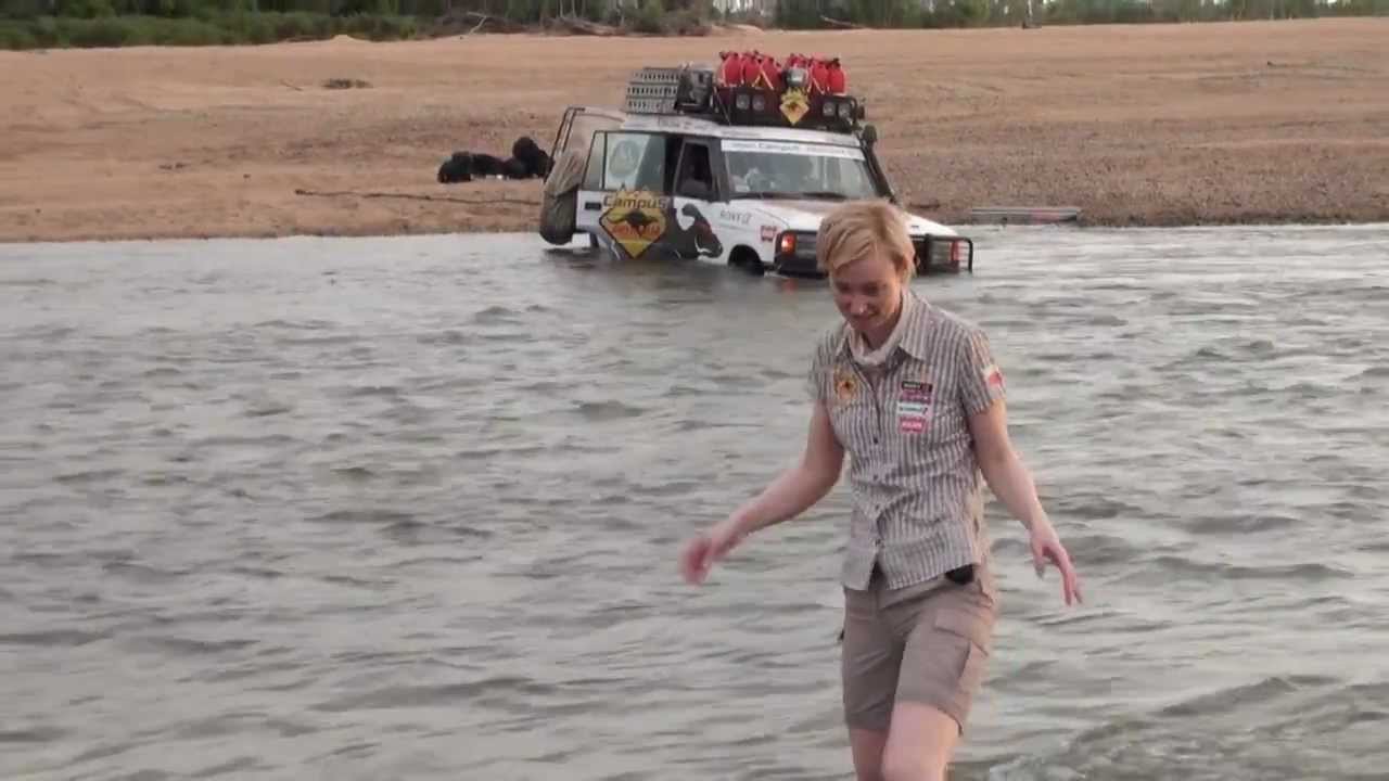 Most Dangerous River In Australia Full Of Crocodiles Car Stack With People Youtube