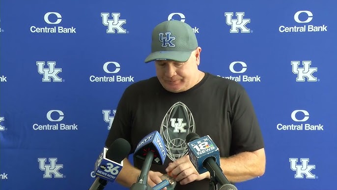 Kentucky Wildcats Football Coach Stoops 8-16-24 - YouTube