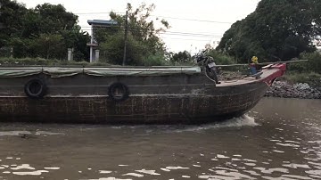 Cần Thơ Gạo Trắng Nước Trong Ai Đi Đến Đó Lòng Không Muốn Về
