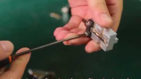 How to use HU66 key clamp cut keys by using SEC-E9 key cutting machine new version