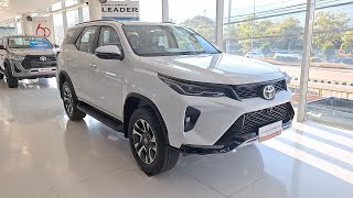 มาแล้ว!!FortunerMY24 ปรับเพิ่มนิดเดียว แต่ยังสวยเหมือนเดิม Toyota Fortuner Leader 2x4 2.4 V AT