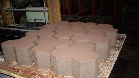 QT4-20 Semi-automatic hydraulic cement brick making machine # paver tested video #