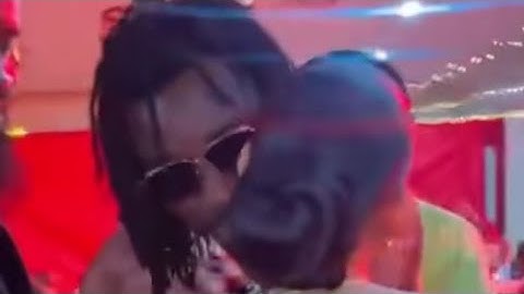 L’arrivée de wally seck à la réception de Zeyna Ndour