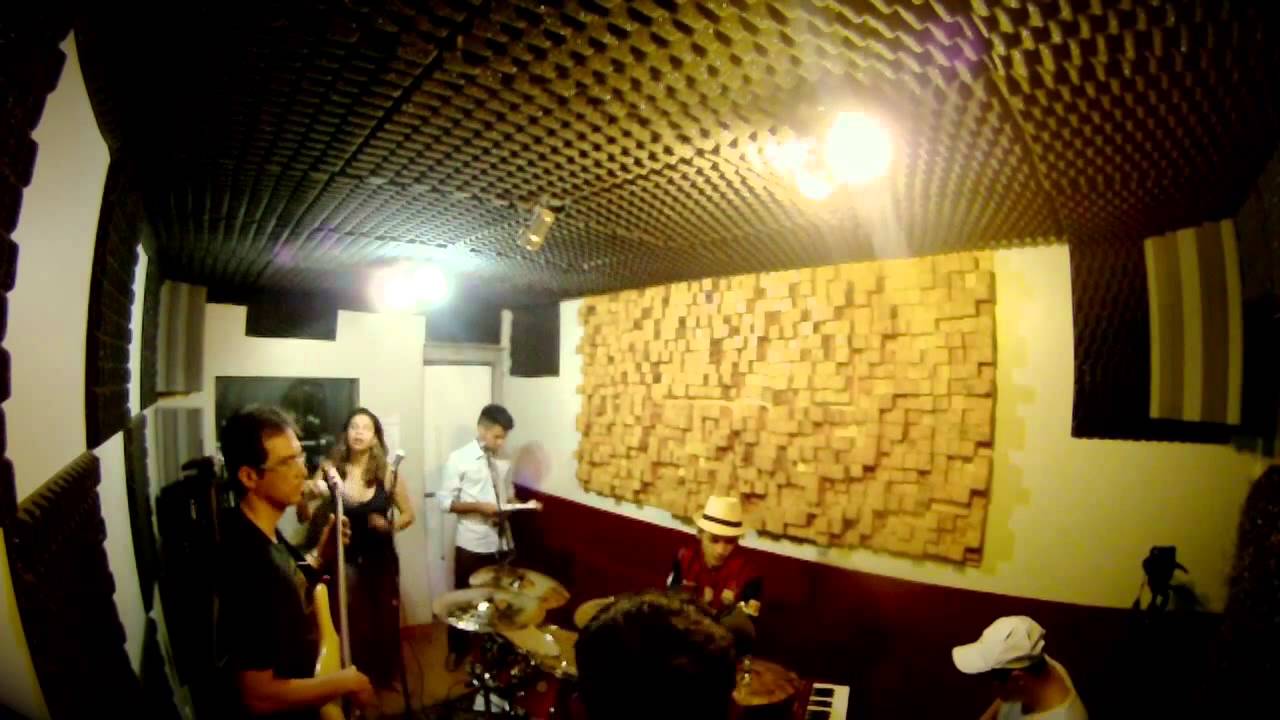 Titanium (David Guetta) - Reggae Version - Cover by SoulHappy