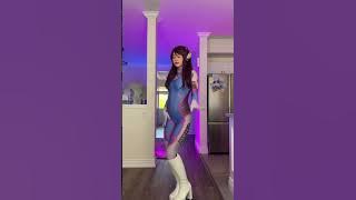 Dva cosplay dance trend to without me