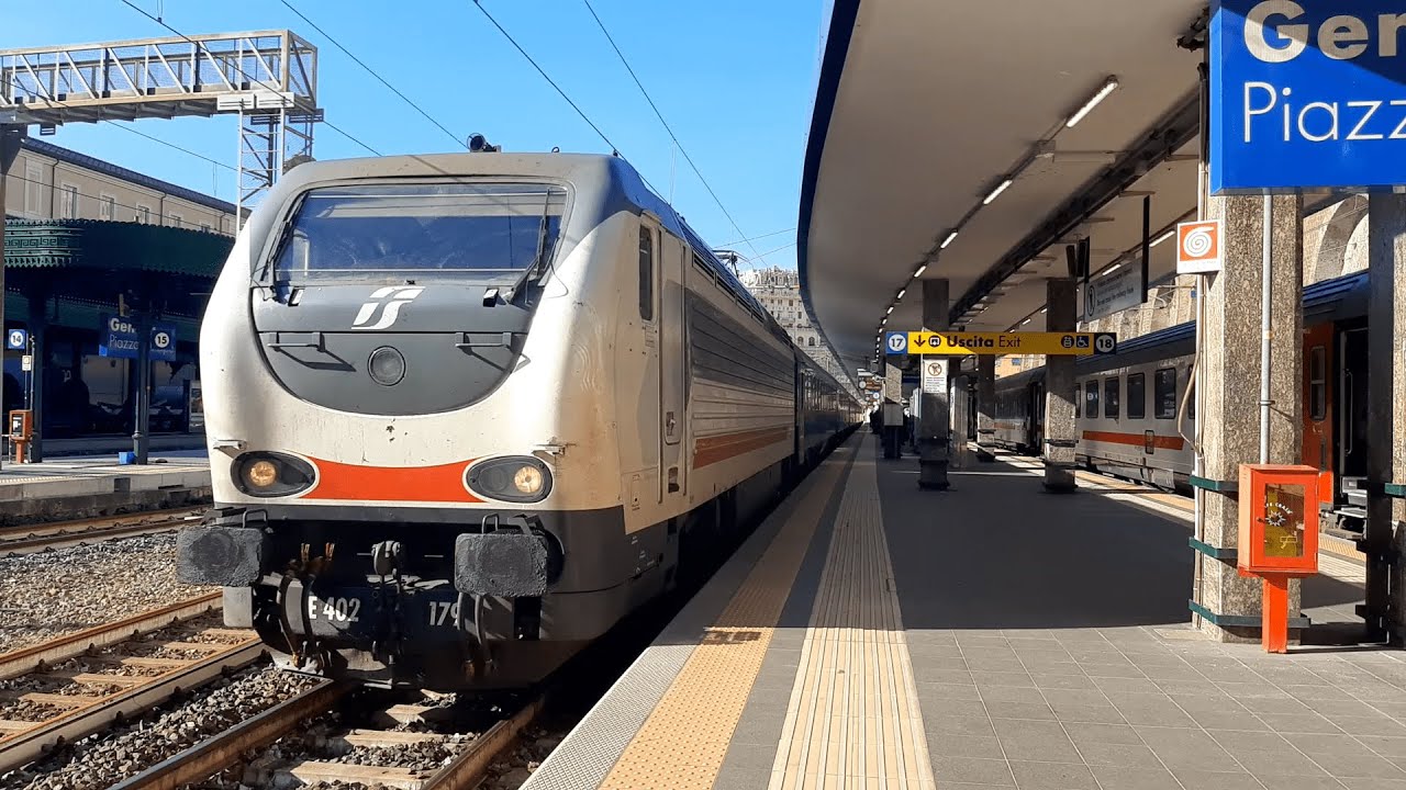 Treni di vario genere a Genova Piazza Principe: REGIONALI, IC e ICN 1/2