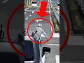 【危機一髪】老人を救った日本の英雄 #shorts