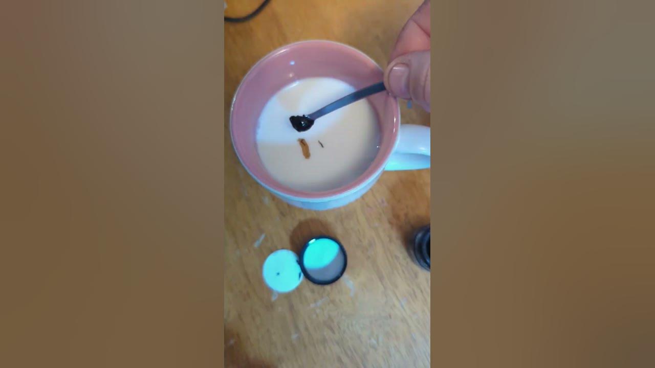 Pure Himalayan Shilajit in milk #health  #shorts #supplements #testosteronebooster #shilajit #pure