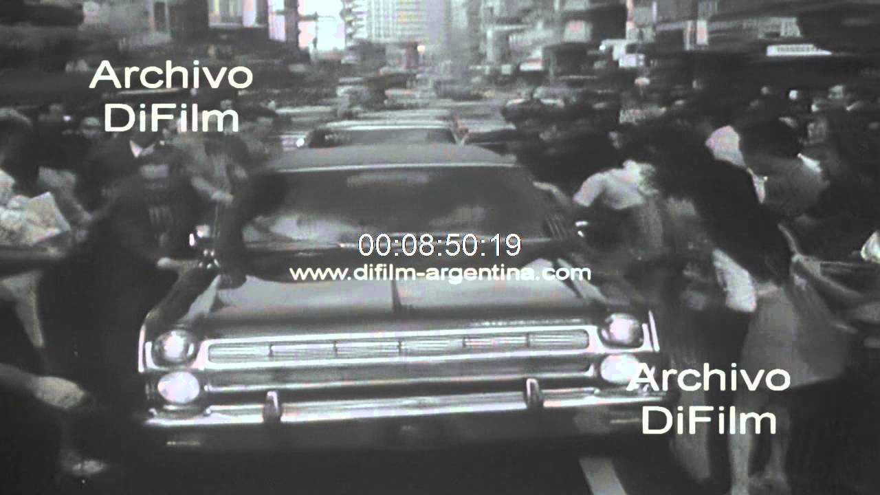 Juan Domingo Peron trasladandose a la Casa Rosada 1973