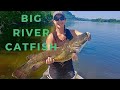 How to find and catch giant river catfish | Mississippi River Flathead and Channel Catfish