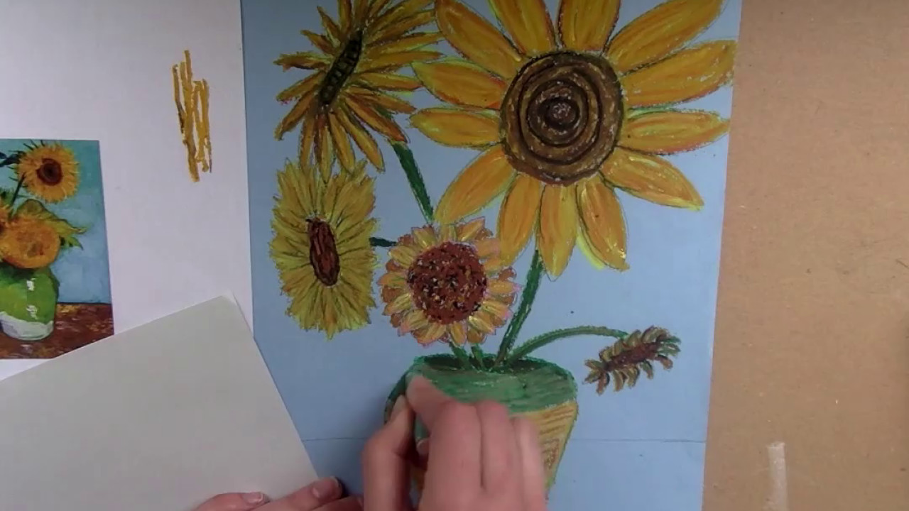 Featured image of post How To Draw Sunflowers Van Gogh : Did you know van gogh originally painted the &#039;sunflowers&#039; for his friend, the artist paul gauguin, to welcome him to his home as if he was giving him a big bunch of.