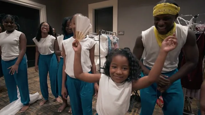 2025 Fashion Event: Radiance | The Opening Scene