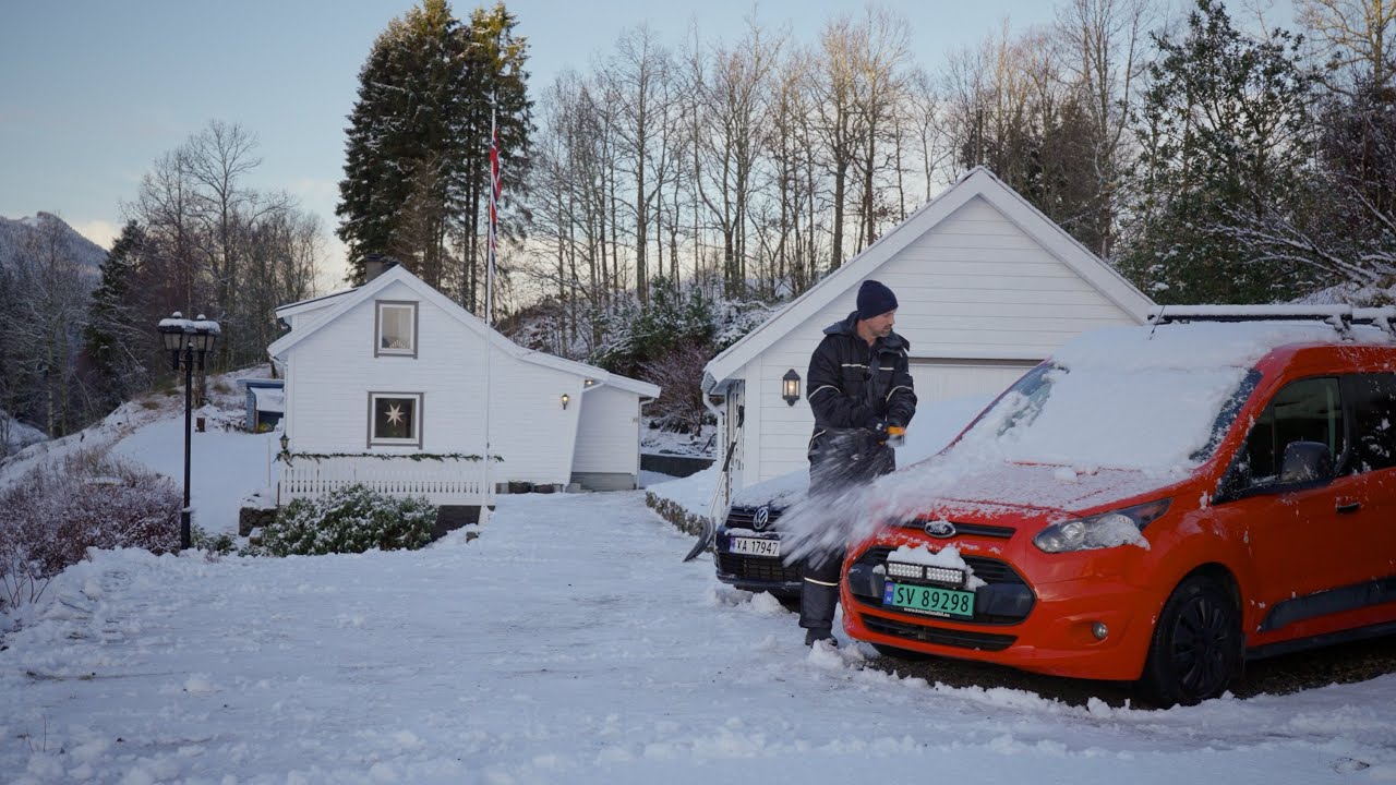 Our Morning Routine as The Snow Arrives - YouTube