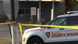 St. Louis County police shoot person near Ballwin