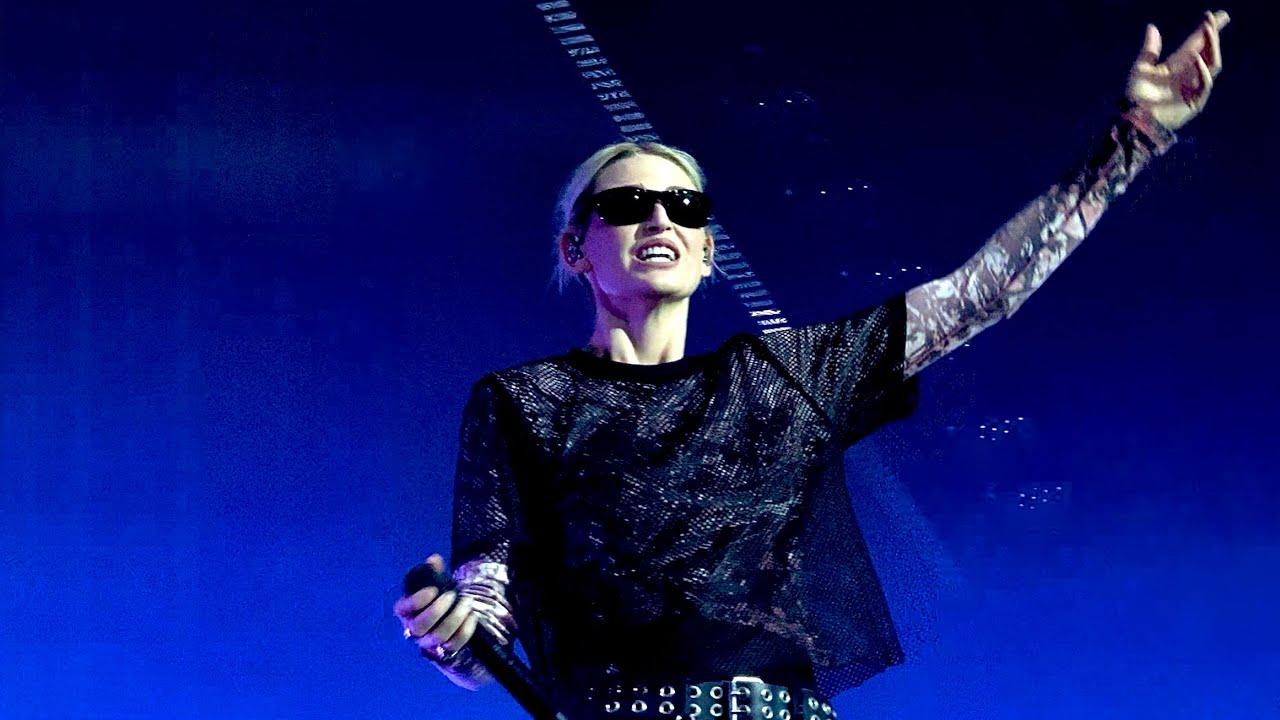 Linkin Park - Crawling (Live from From Zero World Tour 2025, Düsseldorf, Germany)