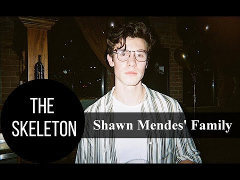 Video: Shawn Mendes netto waarde: Wiki, Getroud, Familie, Trou, Salaris, Broers en susters