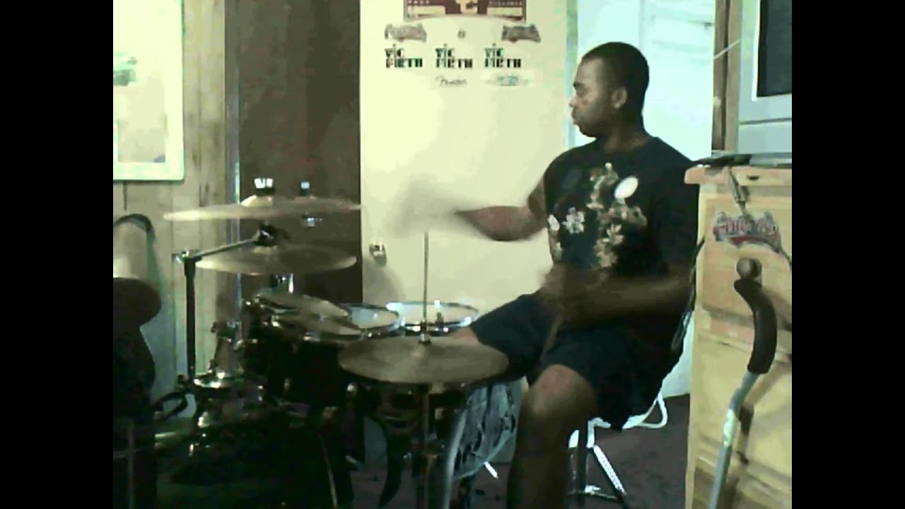 Kenneth Michael Binion Jr. on the set playin I Wanna Love Like That.