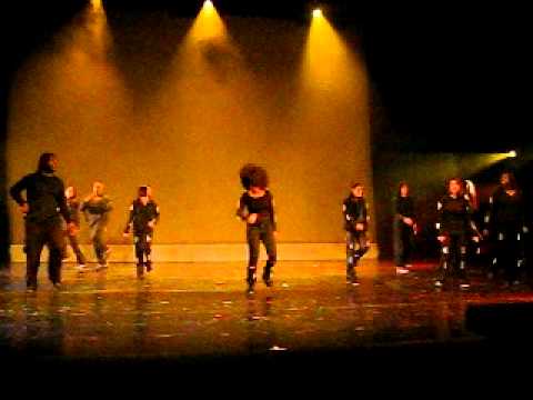 Shake -- UT Dallas Dancin 4 a Cause 2010 Dress Reh...