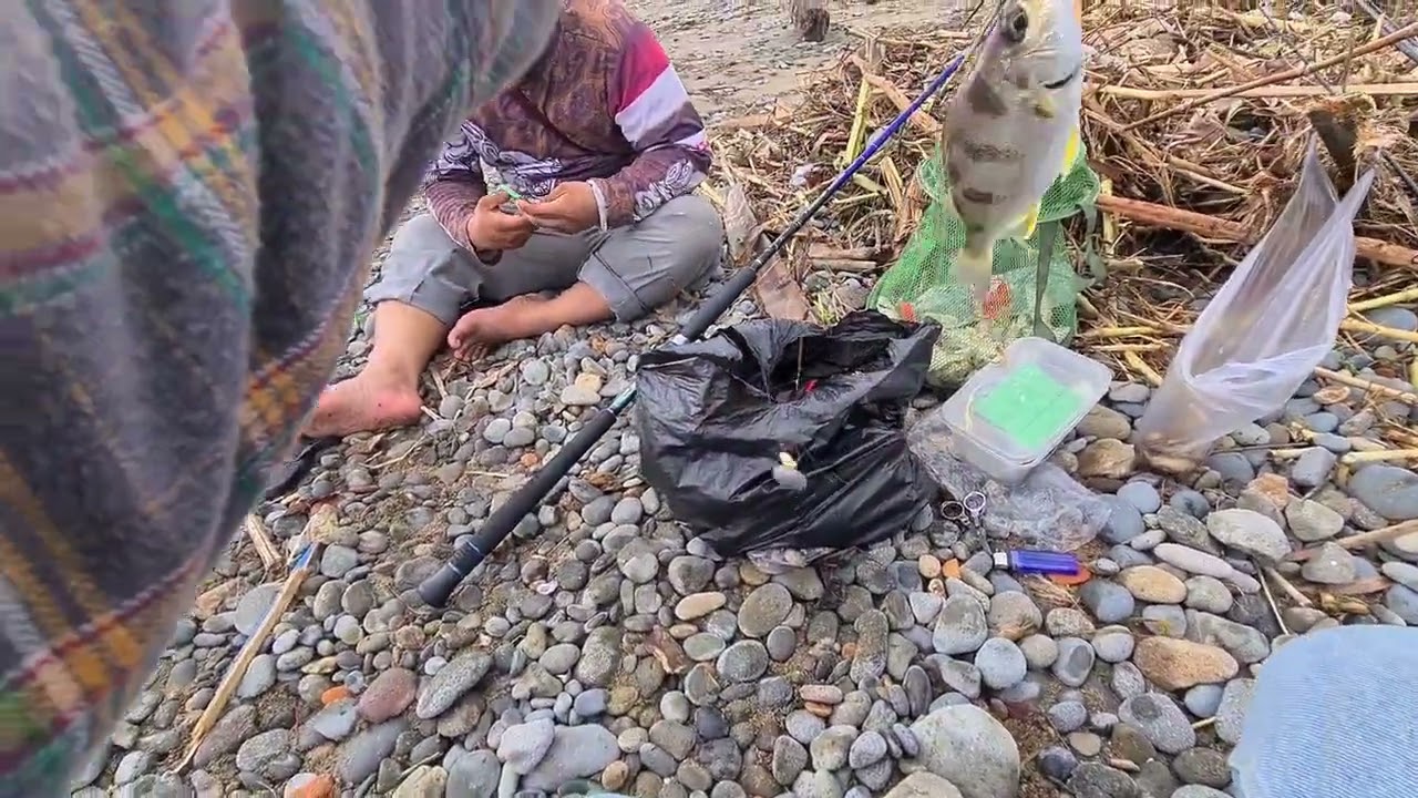 BANYAK IKAN ENAK MANCING PASIRAN 