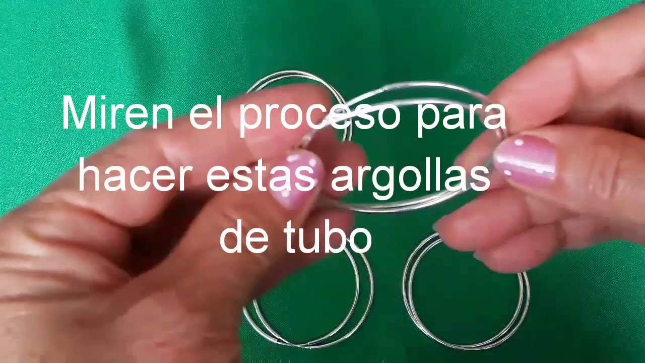 Un par de aretes de jade blanco lechoso con 925 Ganchos De Plata Maciza nuevo..
