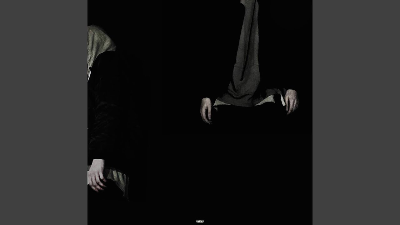 Guarda Useless su YouTube Guarda Useless su YouTube