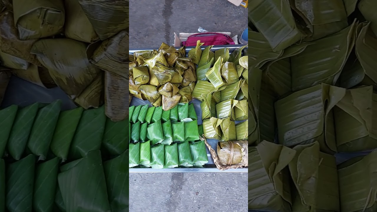 Coconut Rice Cakes Wrapped in Banana Leaves