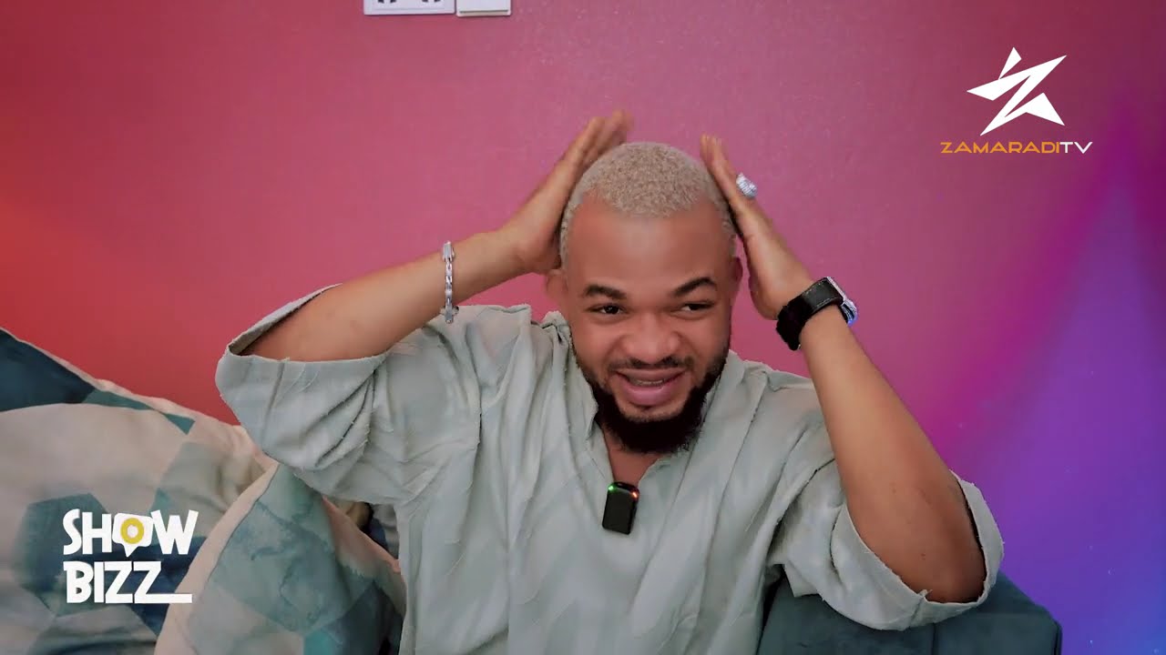 MJENGO ANAOISHI DADDY VIVY MPENZI MPYA WA KITASA/CHUMBA CHA NGUO KAMA DUKA/APIGA MZIKI JIKONI