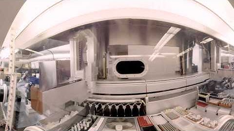 HERMAN, the Nanoparticle Robot (360 video)