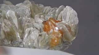 Scheelit Xx,Muskovitscheelite,Muscovite - Chenzhou,Hunan,China