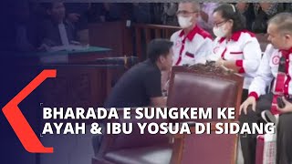 Momen Bharada E Minta Maaf, Sungkem ke Ayah dan Ibu Brigadir J di Ruang Sidang