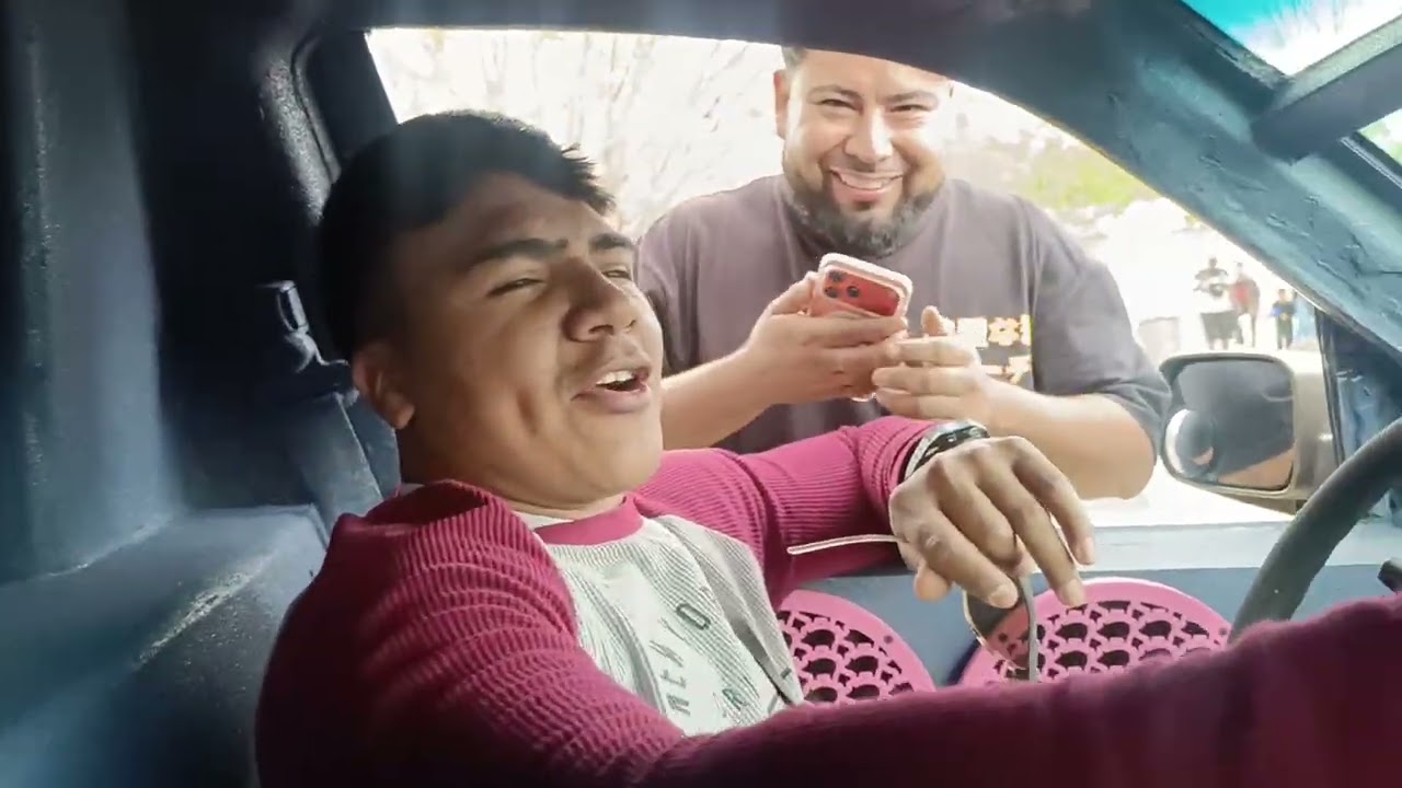 Imagínense andar por tu colonia escuchando cumbias con la puerca de Ramsés XtremBass