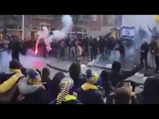 Hava Nagila - Maccabi Tel Aviv & AZ Alkmaar Hooligans class=