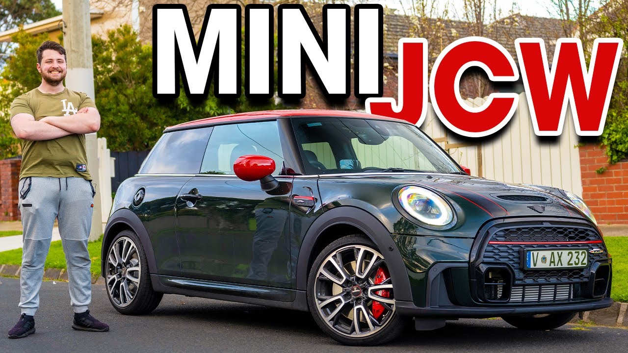 ⁣MINI Cooper JCW 2022 Review: See WHAT’S NEW in this FACELIFT!