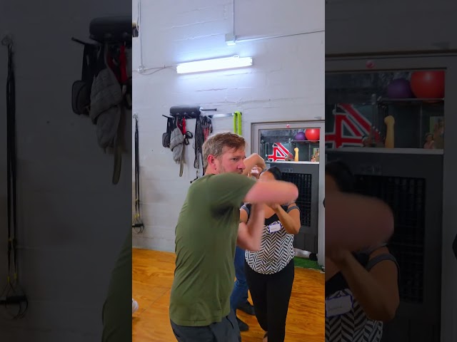 🎥 Take a look inside our Salsa Level 2 class.

Students working through what we covered and turning it into real dancin