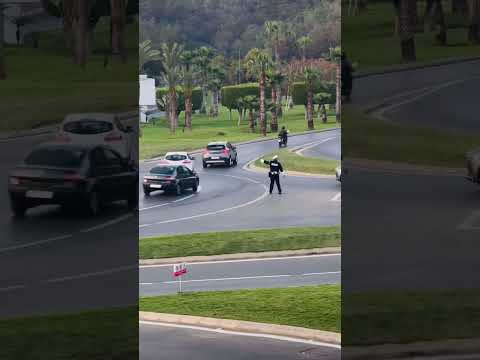 تحية حب واعتزاز لكل شرطة المرور على المجهودات التي تقدمون بيها في شوارع المملكة المغربية