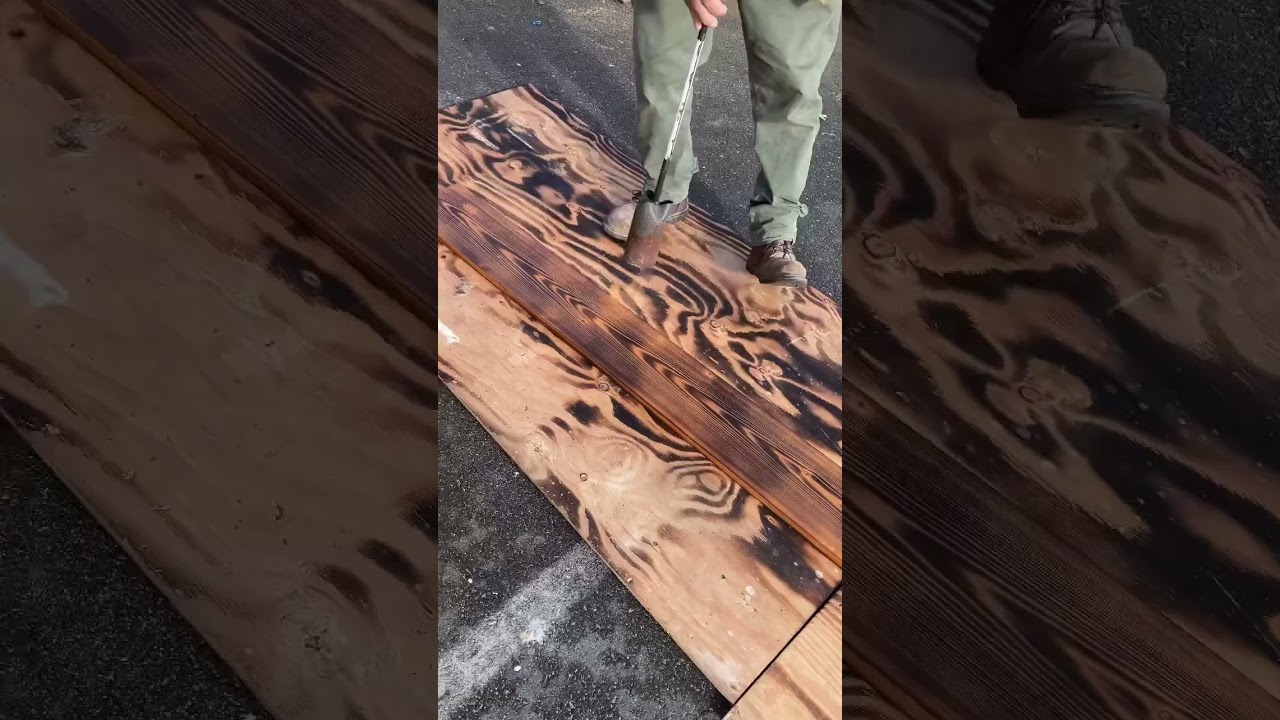 Wood burning with a torch #wood #diy #work #diyave #skills #working
