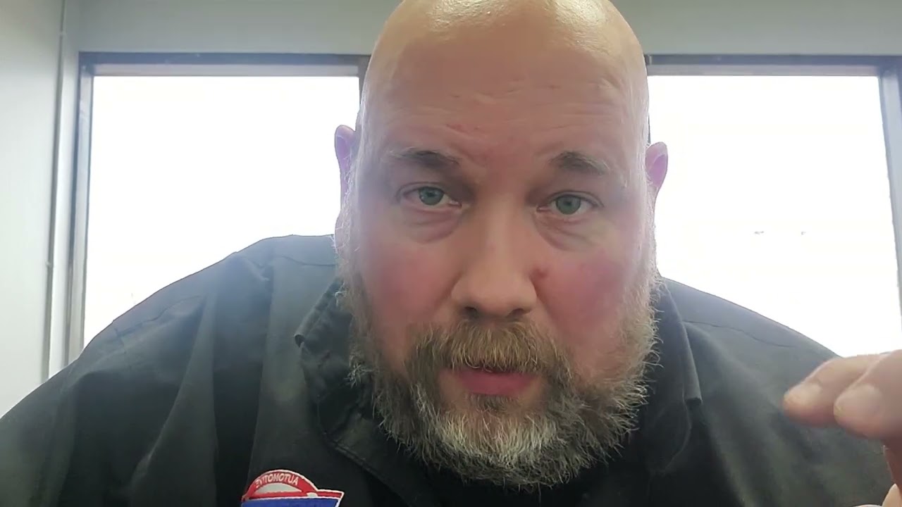 Why Is Oil In My Car Time Sensitive? Does Engine Oil Really Expire