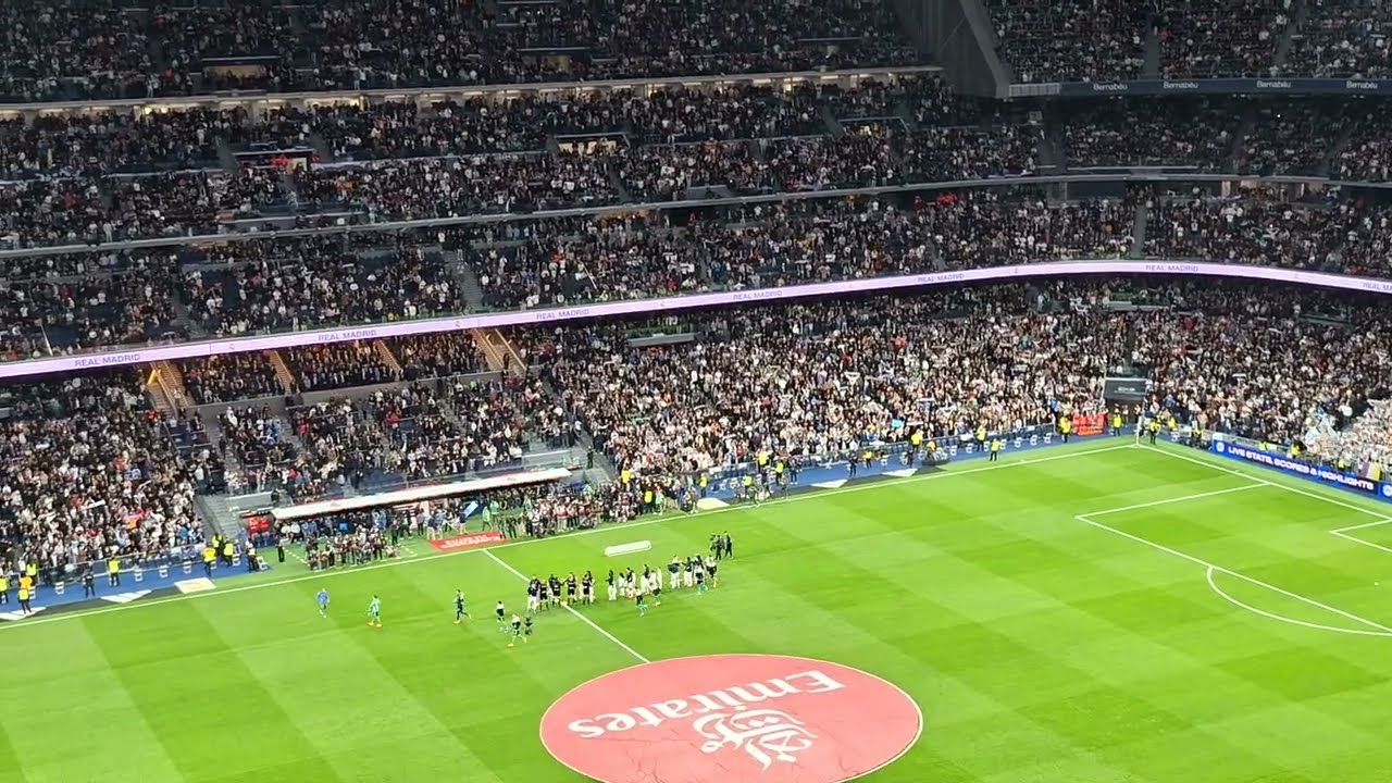 Real Madrid - Betis: entrada de los jugadores (temporada 2025-26)