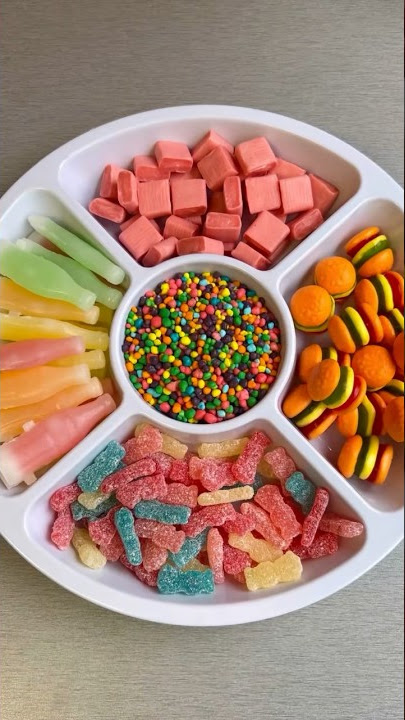 Most Popular Candies Platter #shorts #short #asmr #platter #candy #nerds #starburst #candyfunhouse