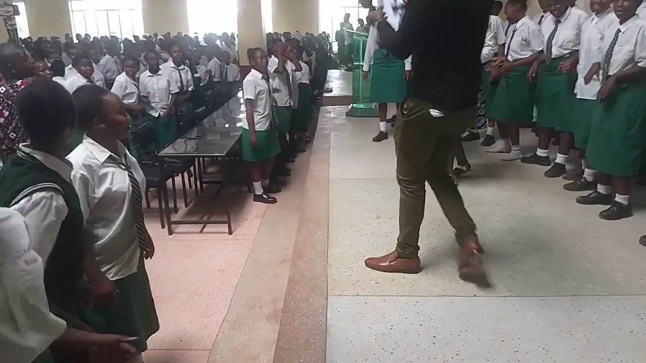 Worshipping God@RuchuGirls