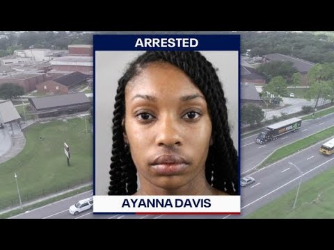 Snapchat video supposedly shows Lakeland substitute teacher having sex with  student - YouTube