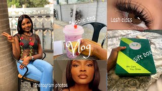 Vlogie vlog: Taking pictures for my Instagram| Lash and Brows class| Unboxing my Gift box.