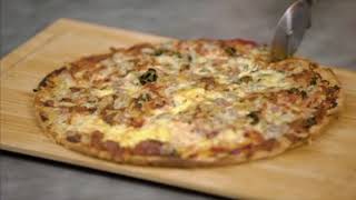 हेरेर पकाउनुहोस्: हाम र चीज पिज्जा