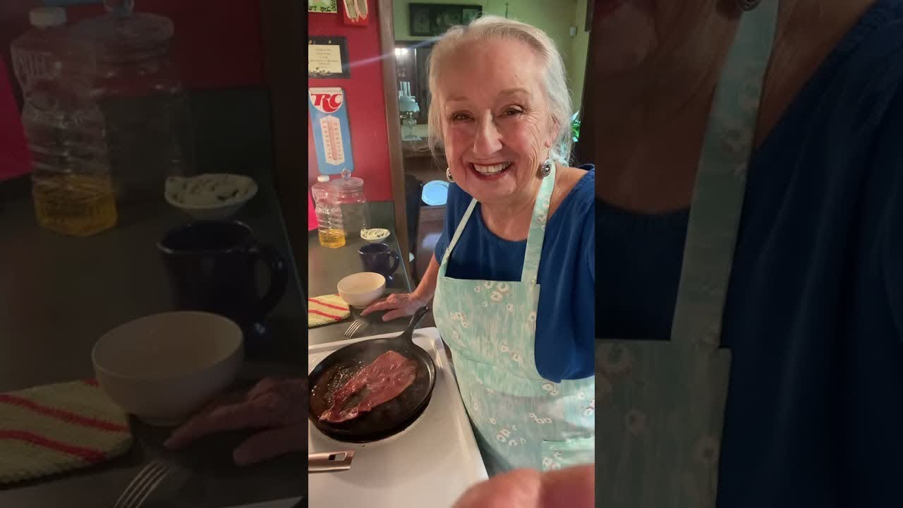 Country Ham and Red Eye Gravy by Brenda Gantt yallsweetteapartnerCookingwithBrendaGantt YouTube