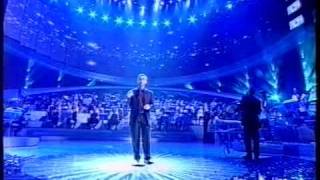 Video voorbeeld van "Bungaro - Guardastelle. Dal vivo al Festival di Sanremo 2004"