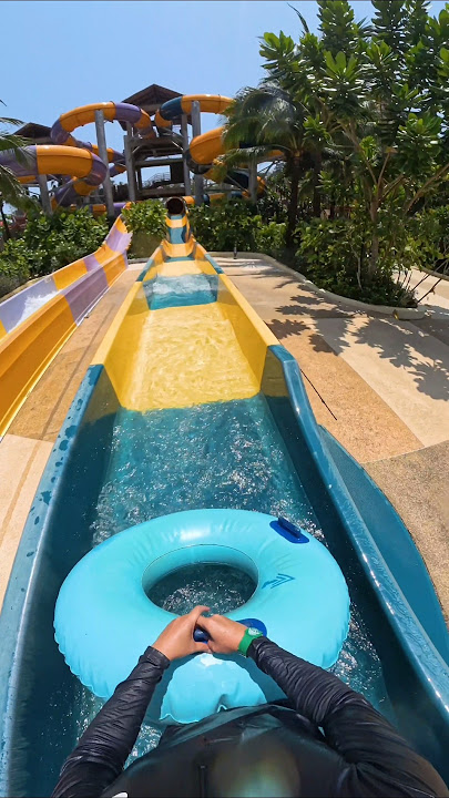 RELAXING WATERSLIDE @andamandaphuket_waterpark THAILAND 🇹🇭  #shorts #waterpark