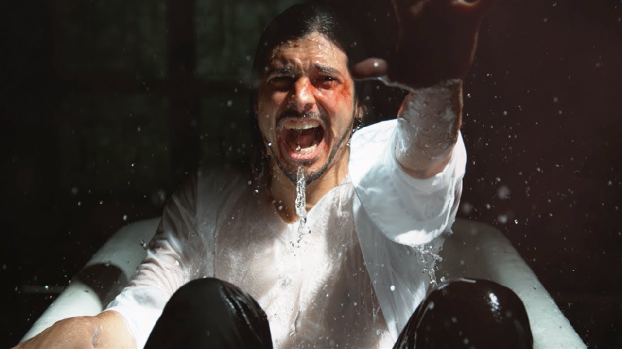 Empty Trail - Lost (Official Music Video) adlı videoyu YouTube'da izle Empty Trail - Lost (Official Music Video) adlı videoyu YouTube'da izle