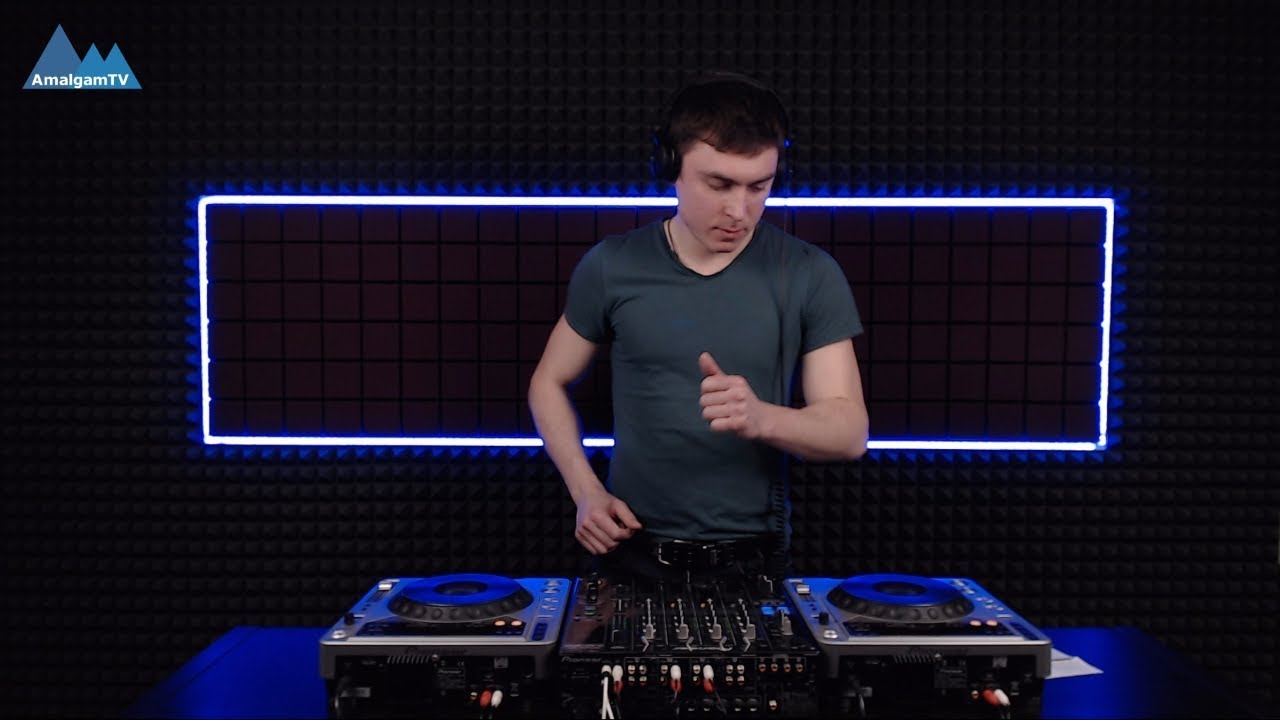 #036 DJ Leeron - Got A Light? adlı videoyu YouTube'da izle #036 DJ Leeron - Got A Light? adlı videoyu YouTube'da izle