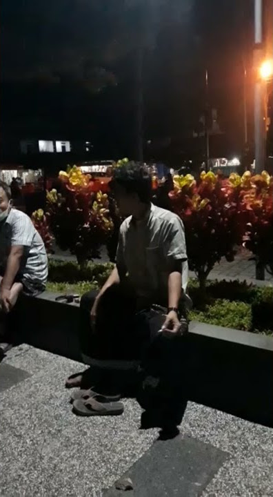 ASYIKNYA MALAM MINGGUAN NONGKRONG SAMBIL NGOPI