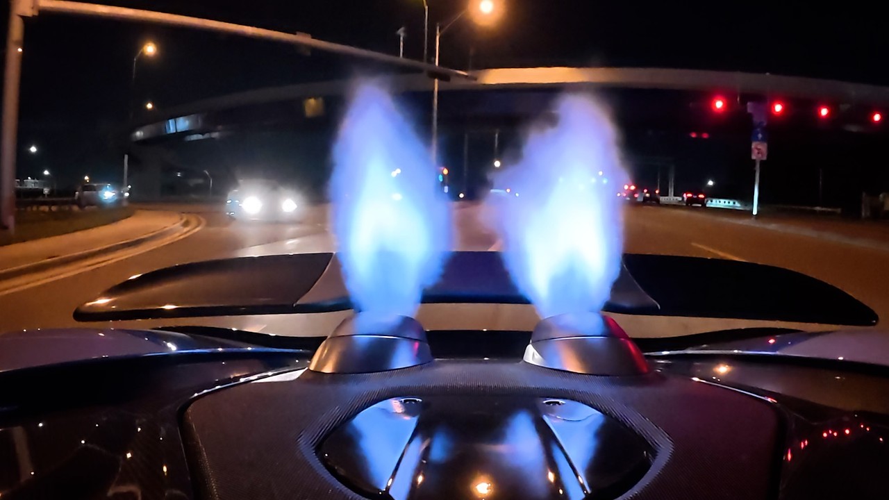 1-hour-mclaren-600lt-night-run-flames-youtube